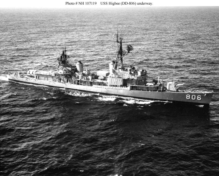 1972-04-19_DongHoi_USS-Higbee