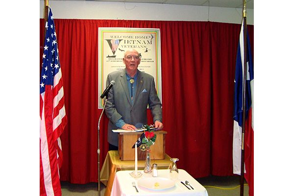 Lt. Cmdr. Arthur McAvoy, U.S. Navy &#40;Ret.&#41;, Past American Legion Post 626 Commander.