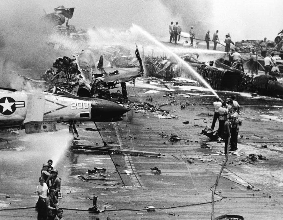 1967-07-29_ForrestalFirefighting