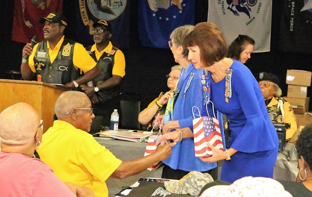 Ceremony for VVA Chapter 1067 by Huntsville, Maple Hill and Hunt&#39;s Spring Chapters NSDAR