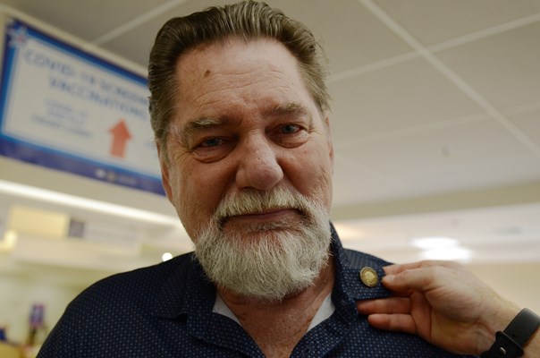 A Vietnam veteran receives a VVLP.