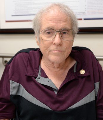 A Vietnam veteran receives a VVLP.