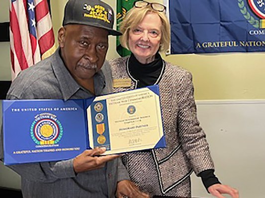 Honorary Partner ceremony for the GA VVA 1118 Chapter by the GA Atlanta Chapter NSDAR.