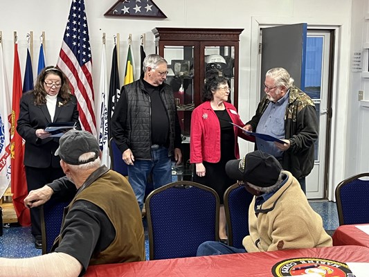 Honorary Partner Ceremony for KY VVA Chapter 337 by Paducah Chapter, NSDAR. 