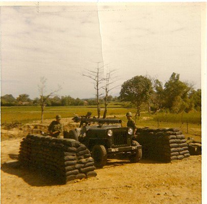 Korean_106_Recoilless_Rifle_emplacement_along_side_QL-19