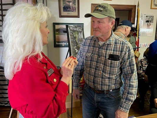 Ceremony for OH VVA Chapter 10 by the Mariemont Chapter NSDAR