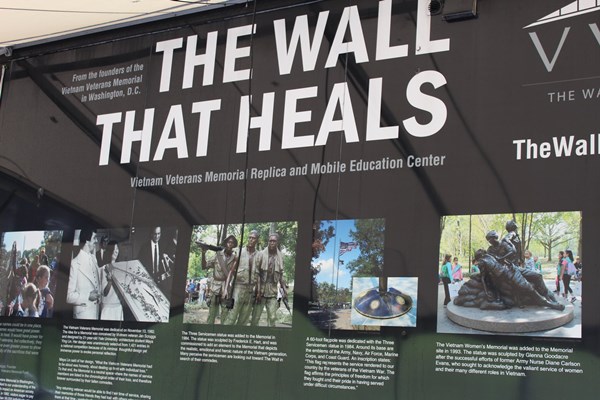 Sign for The Wall That Heals