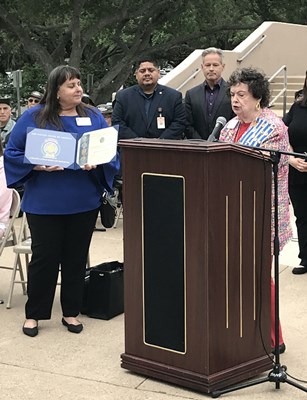 Honorary Partner ceremony for TX VVA Chapter 910 by the Corpus Christi Chapter NSDAR.