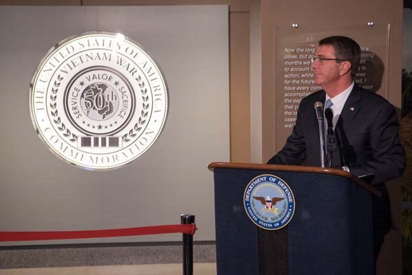 Secretary of Defense Ash Carter attends a Vietnam War hallway dedication ceremony.