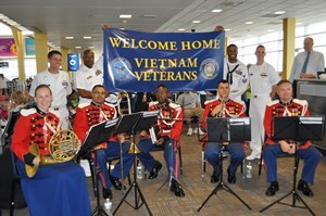 Old_Glory_Honor_Flight_1