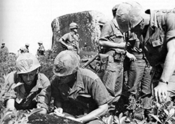 Marine Commanders Confer